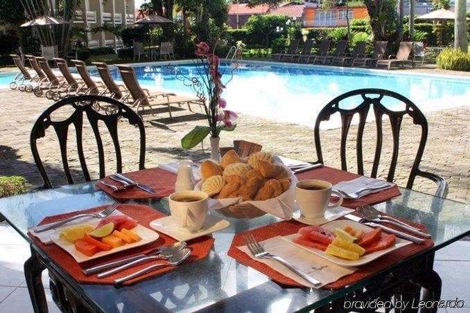 Hotel Villa Florida Кордова Ресторан фото